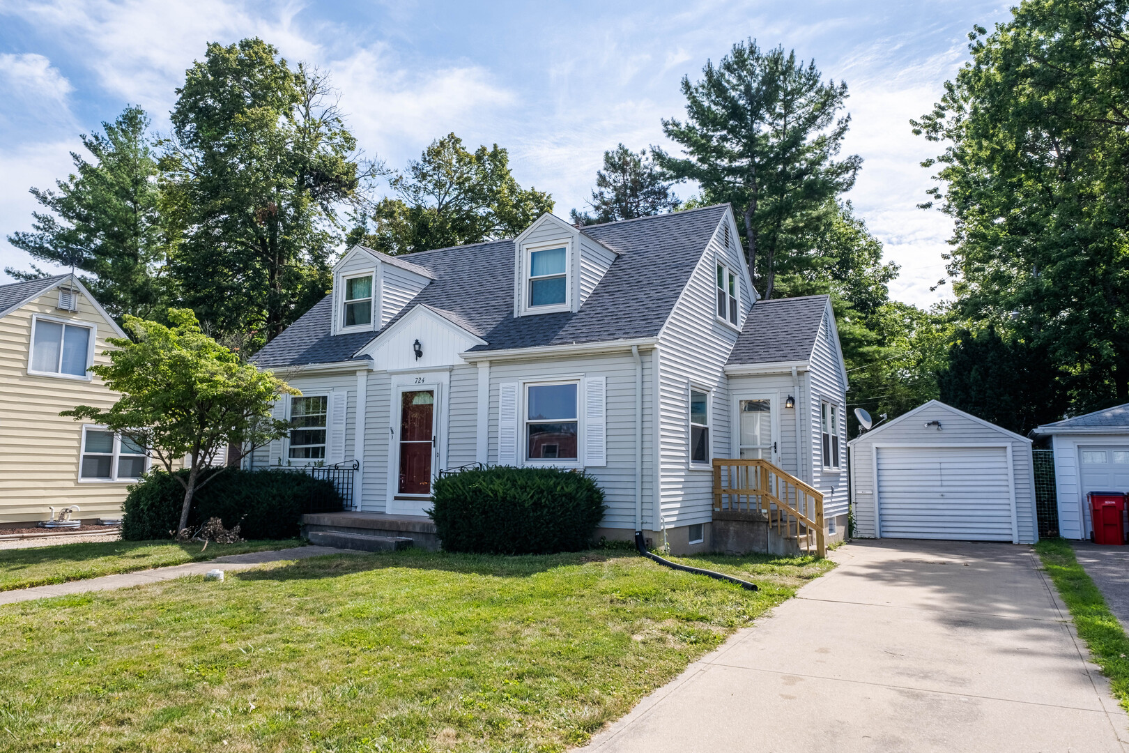 Homes for sale in Champaign, IL | 724 S New St, Champaign, IL 61820 | MLS# 12688745