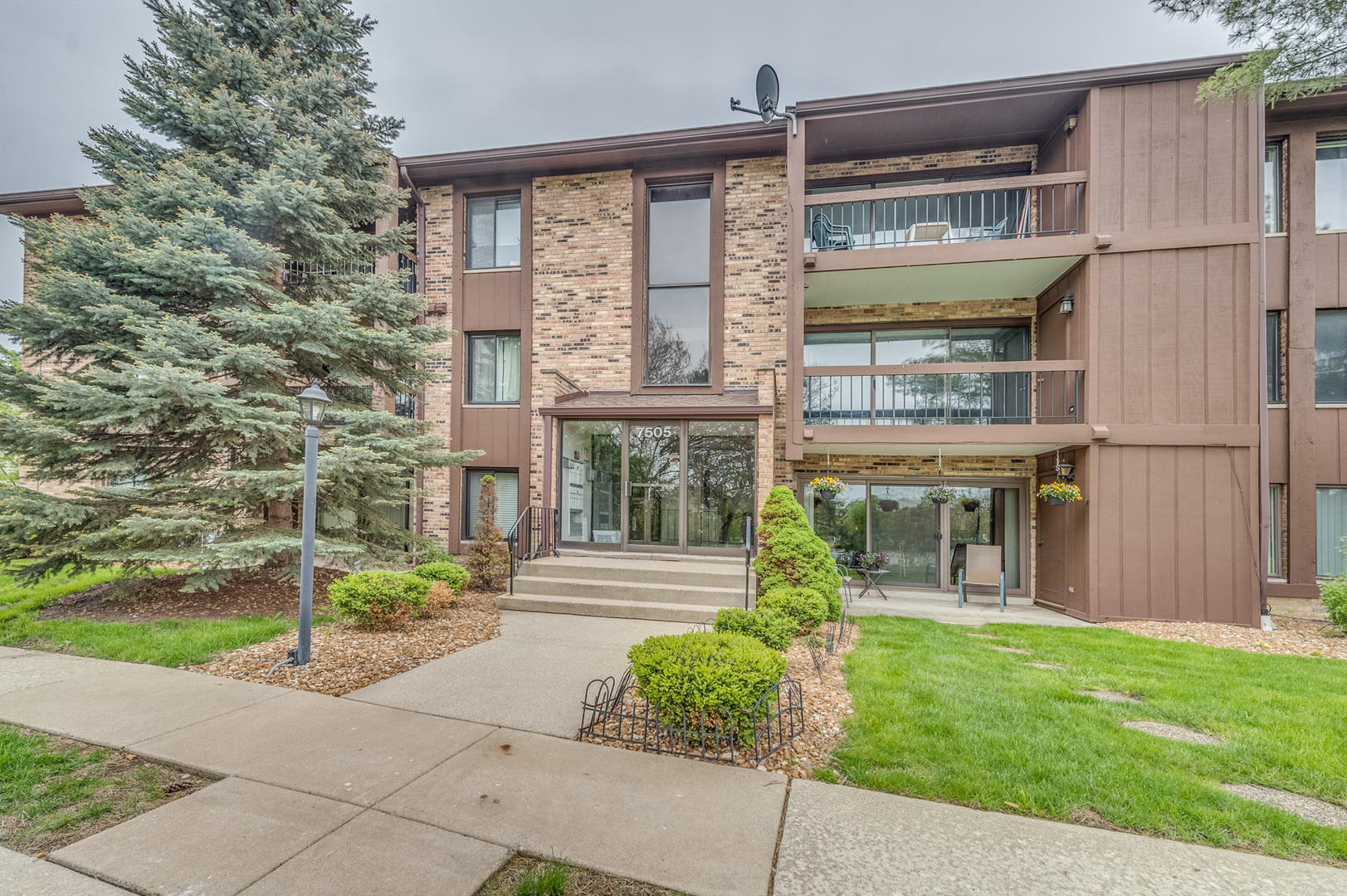 3rd image of 7505 175Th St #122, Tinley Park, IL 60477 | MLS# 12688915