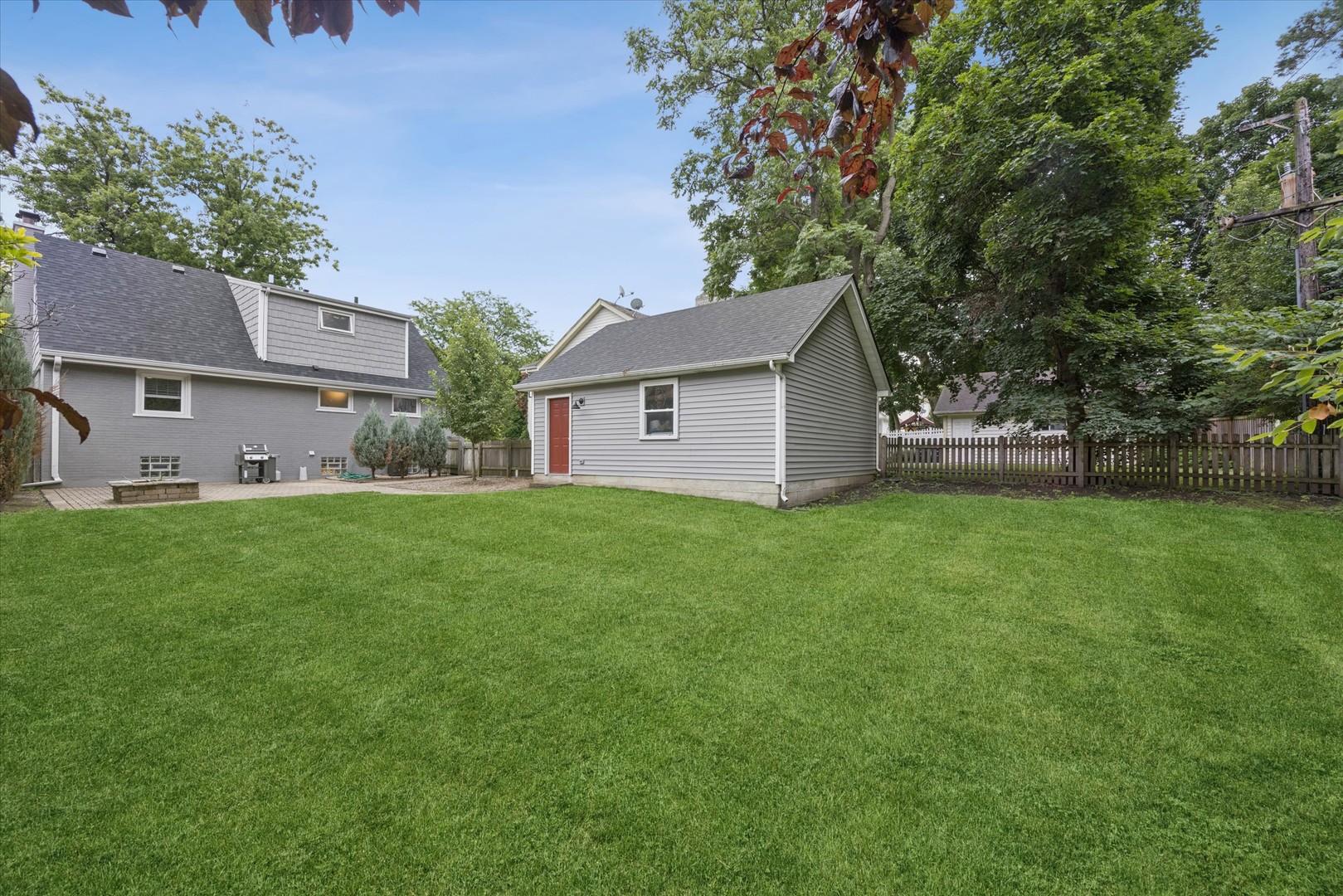 Homes for sale in Clarendon Hills, IL | 212 N Jackson Rd, Clarendon Hills, IL 60514 | MLS# 12689304