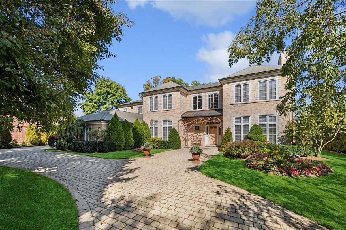 2nd image of 621 Sheridan Rd, Glencoe, IL 60022 | MLS# 12690093