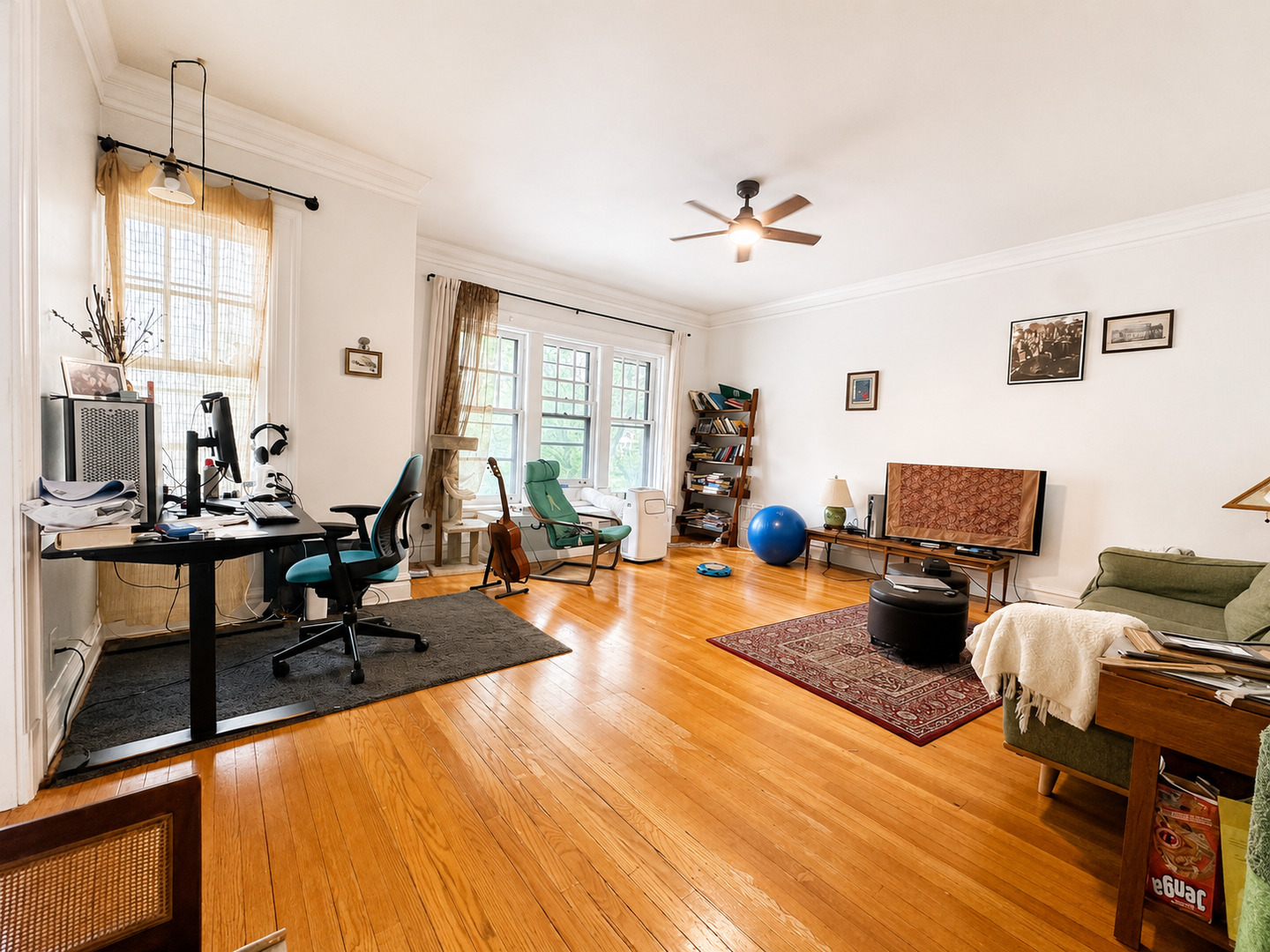 3rd image of (Undisclosed), Chicago, IL 60615 | MLS# 12690122