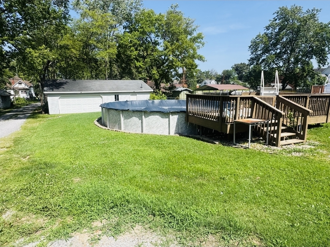 3rd image of 716 S Mckinley St, Harrisburg, IL 62946 | MLS# 12690152