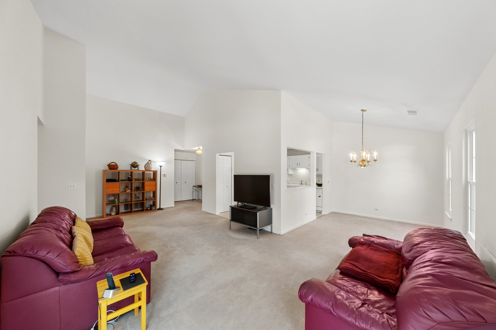 4th image of 513 Kingsmill Ln, Prospect Heights, IL 60070