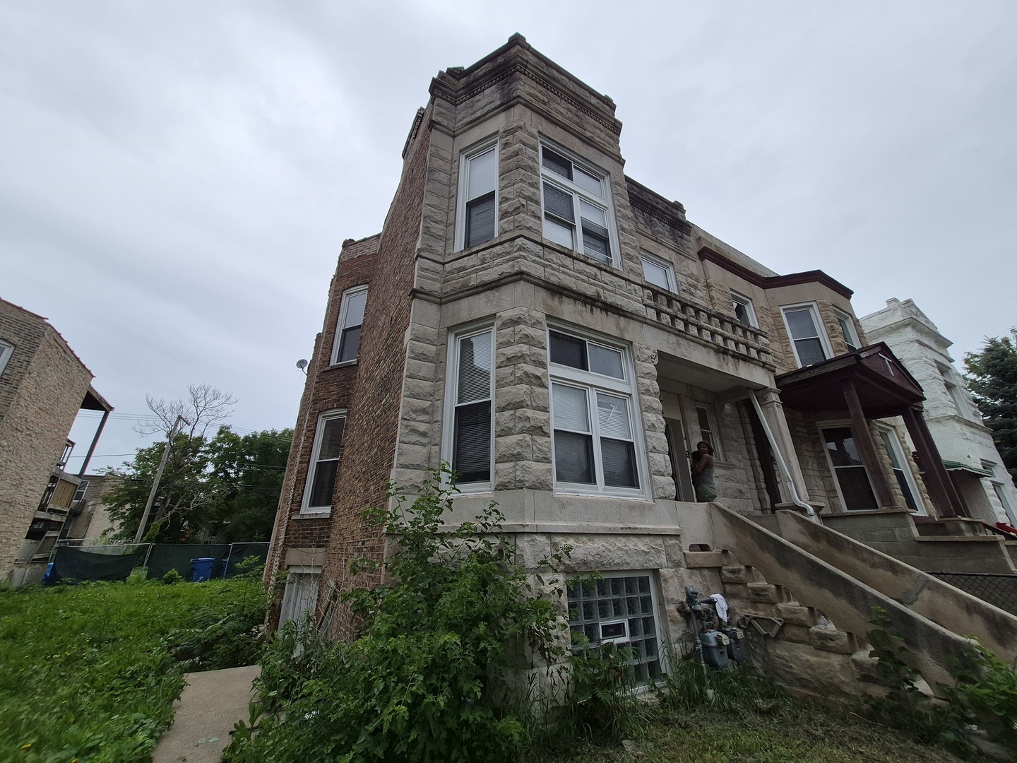 Homes for sale in Chicago, IL | 4126 W Adams St, Chicago, IL 60624 | MLS# 12690363