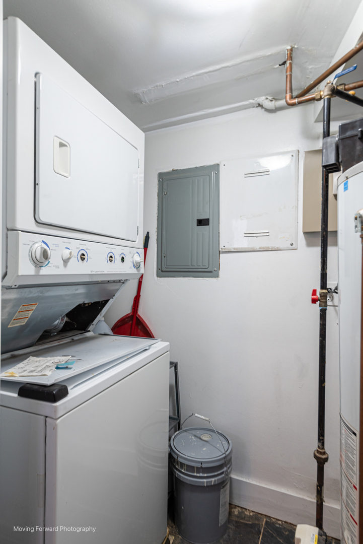 2nd image of 1625 W Ainslie St, Chicago, IL 60640