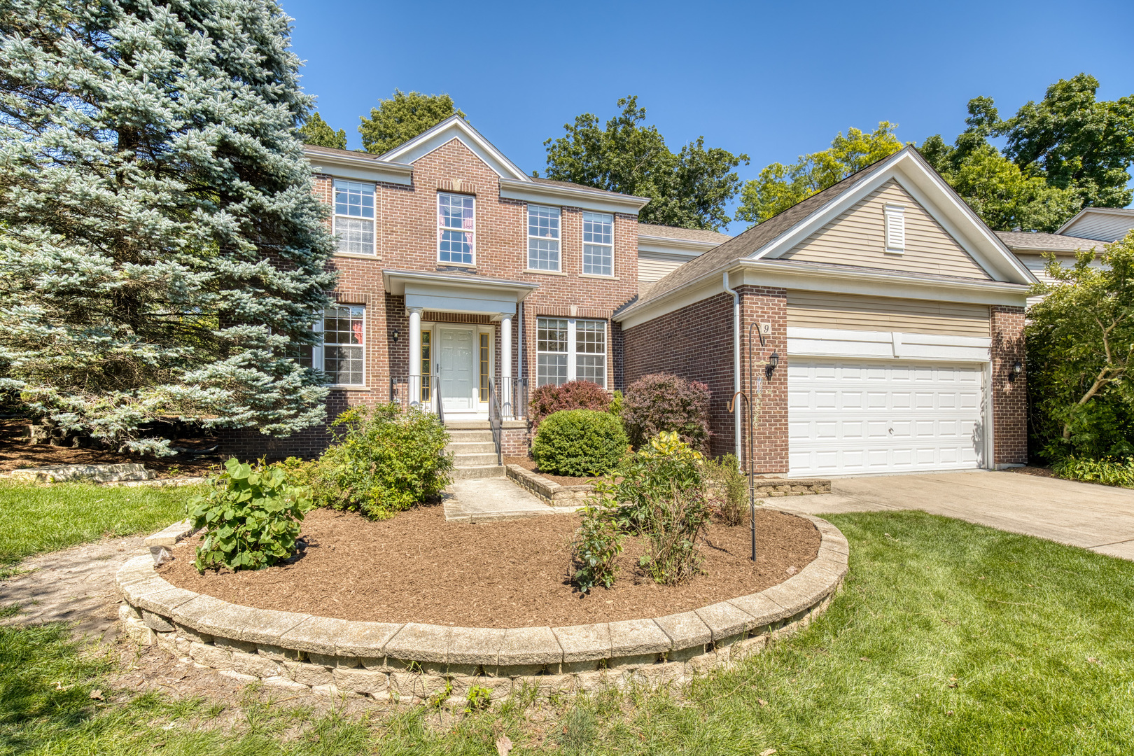 1st image of 9 Sagebrush Ct, Streamwood, IL 60107 | MLS# 12690449