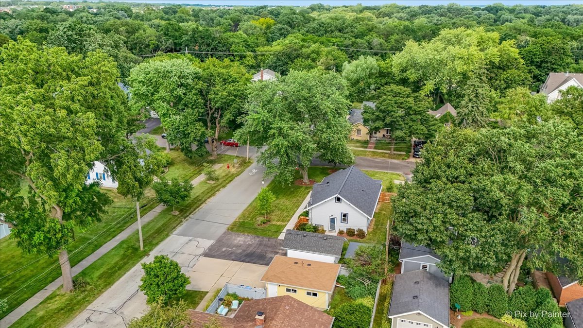 Homes for sale in St. Charles, IL | 701 Monroe Ave, St. Charles, IL 60174 | MLS# 12690602