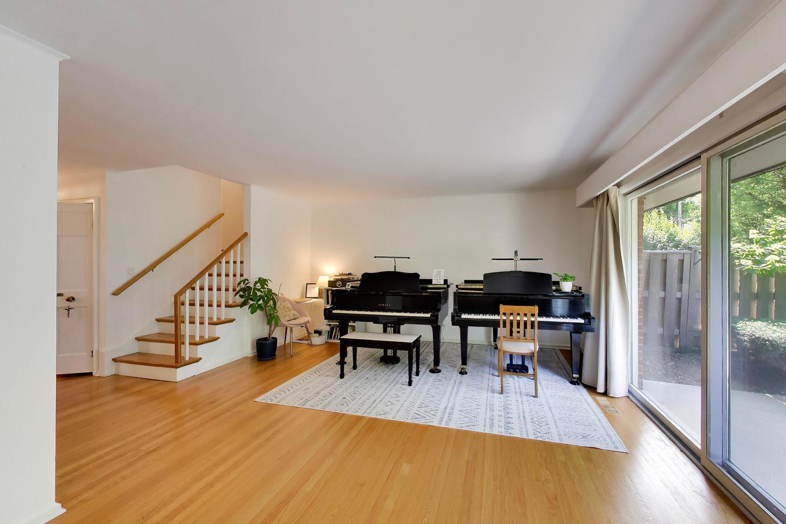 4th image of 1304 Central Ave, Wilmette, IL 60091 | MLS# 12690938