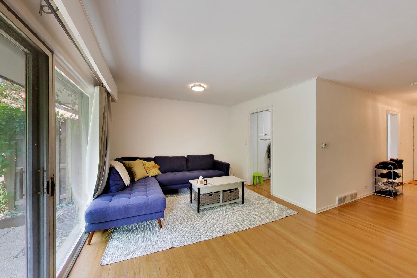 3rd image of 1304 Central Ave, Wilmette, IL 60091 | MLS# 12690938
