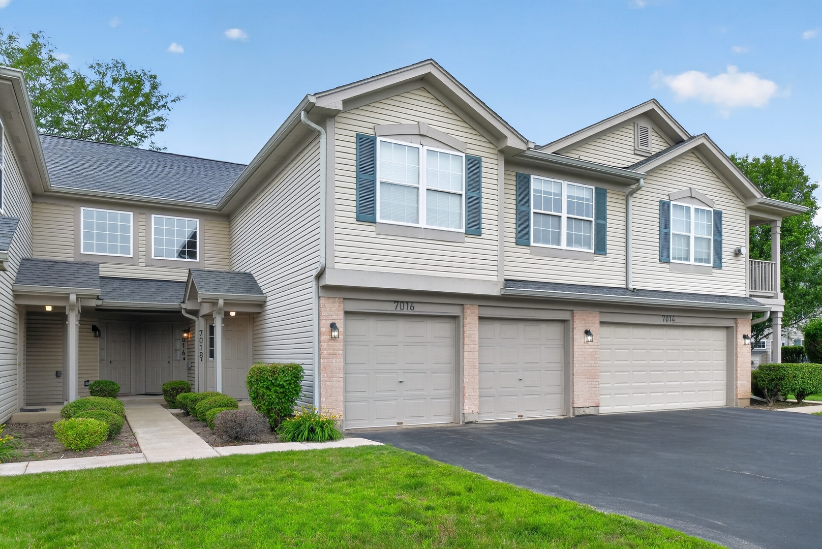 2nd image of 7016 S Stratton Ln, Gurnee, IL 60031 | MLS# 12691854