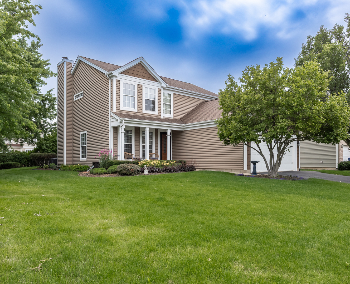 Homes for sale in South Elgin, IL | 254 Mayfair Ln, South Elgin, IL 60177 | MLS# 12692102