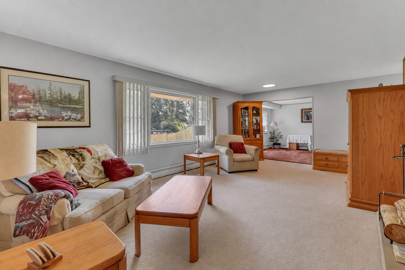 4th image of 443 Glendale Rd, Roselle, IL 60172 | MLS# 12692251