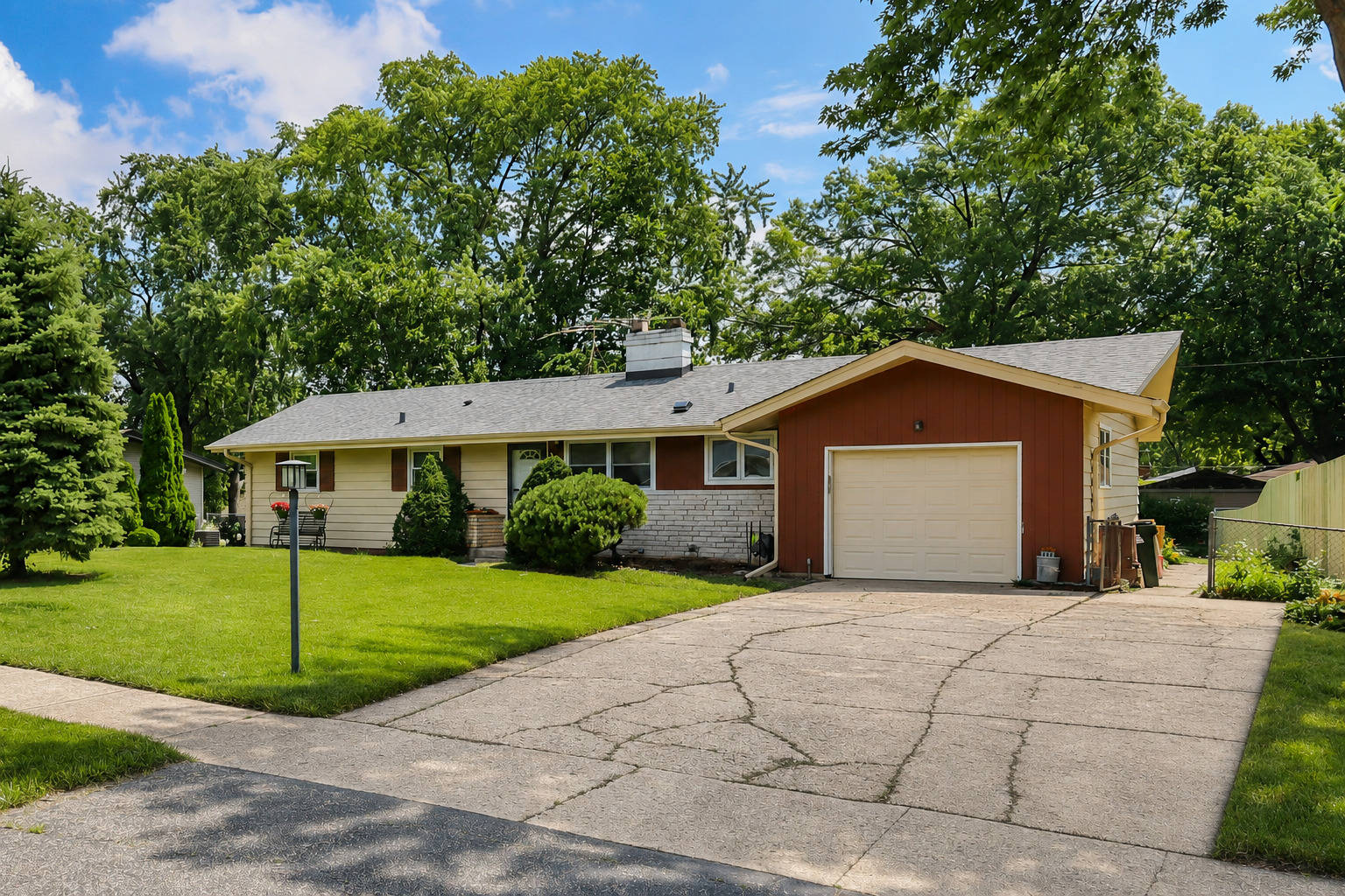 1st image of 443 Glendale Rd, Roselle, IL 60172 | MLS# 12692251