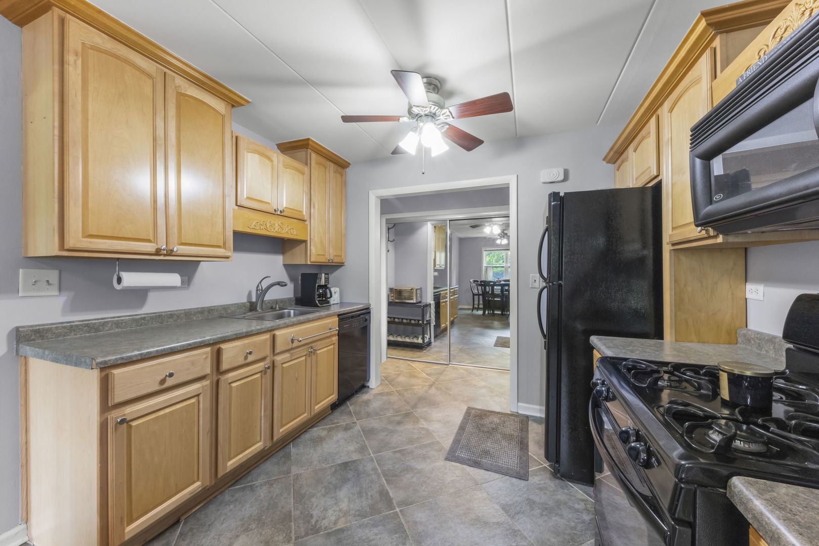 Homes for sale in Arlington Heights, IL | 809 E Miner St, Arlington Heights, IL 60004