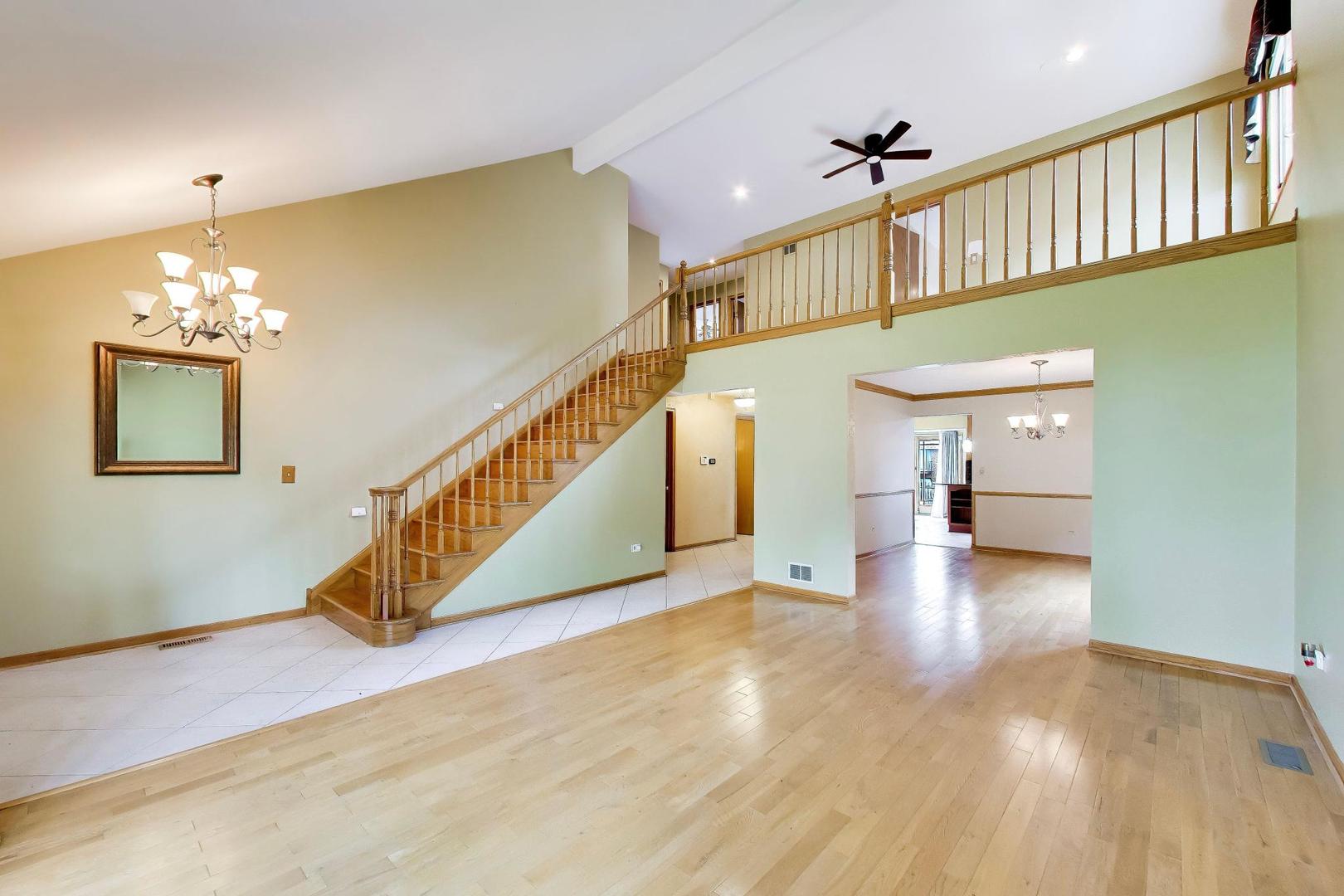 4th image of 443 N Tara Ln, Addison, IL 60101 | MLS# 12693441