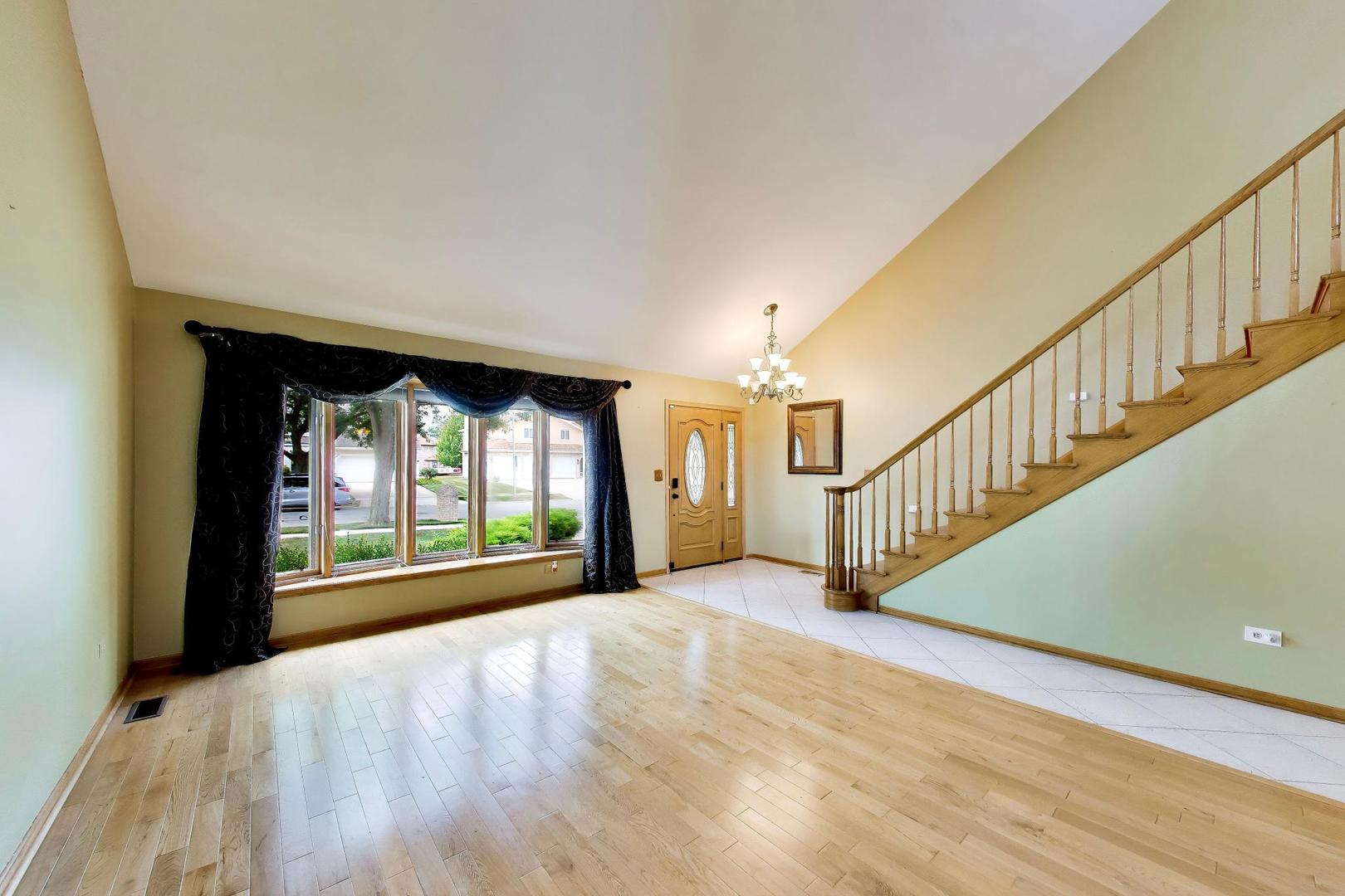 2nd image of 443 N Tara Ln, Addison, IL 60101 | MLS# 12693441