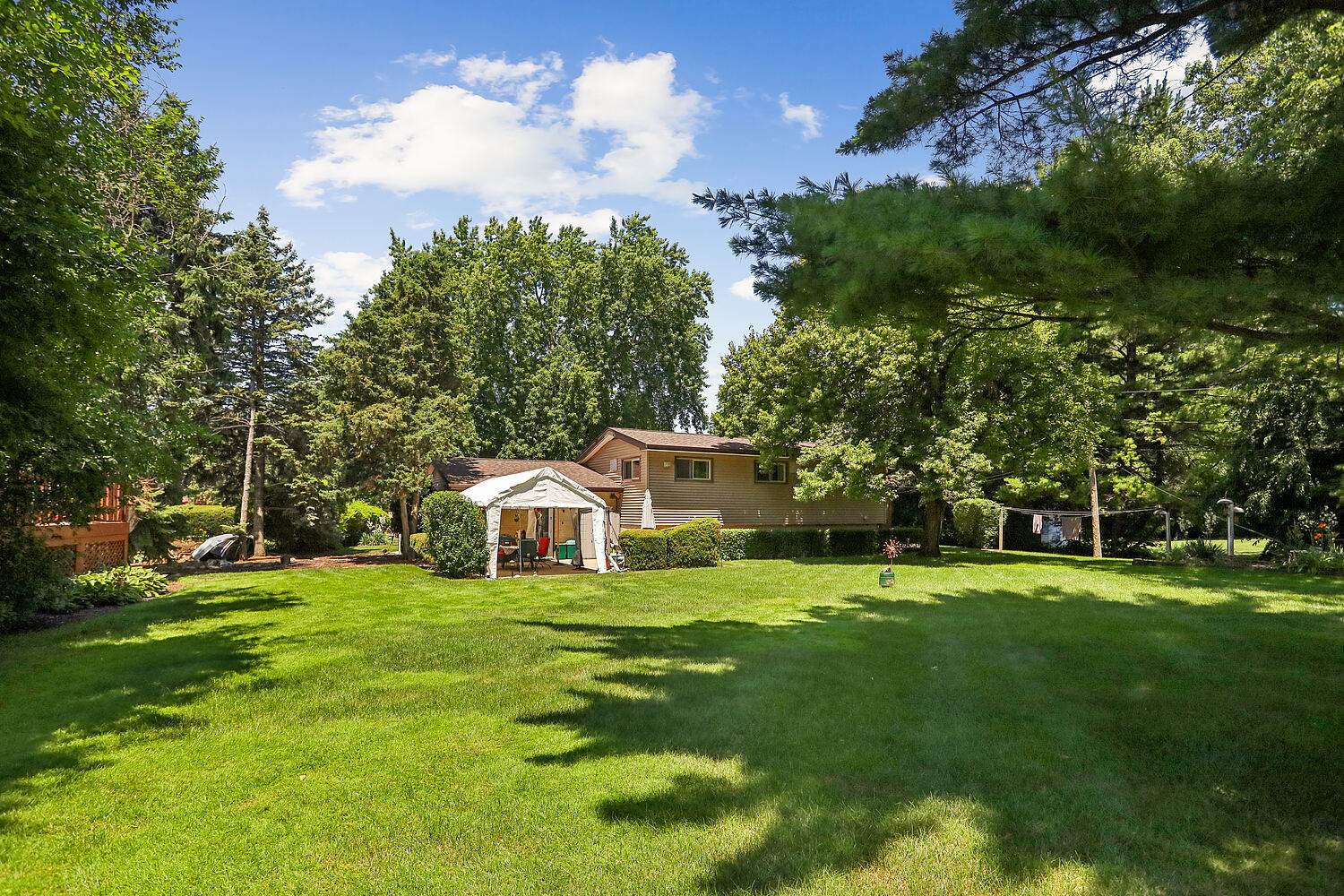 Homes for sale in Lemont, IL | 20W135 98Th St, Lemont, IL 60439 | MLS# 12693543