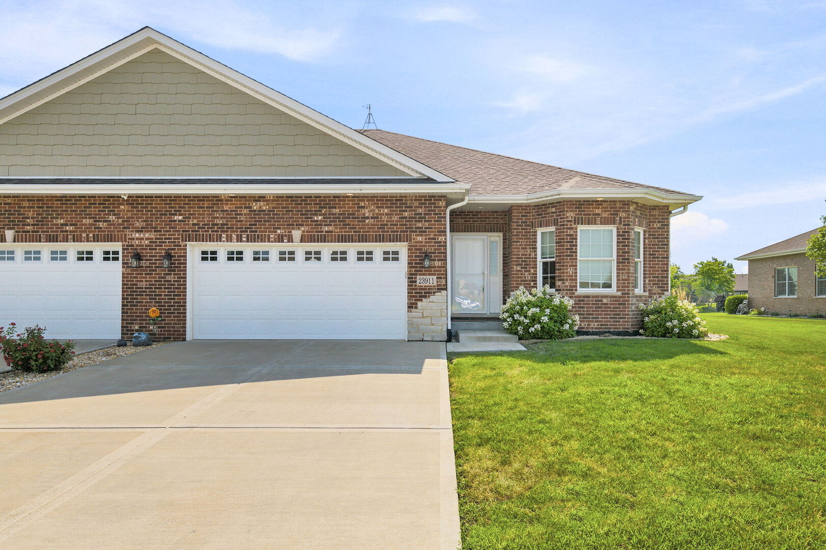 2nd image of 23911 S Fugett Dr, Manhattan, IL 60442 | MLS# 12693738