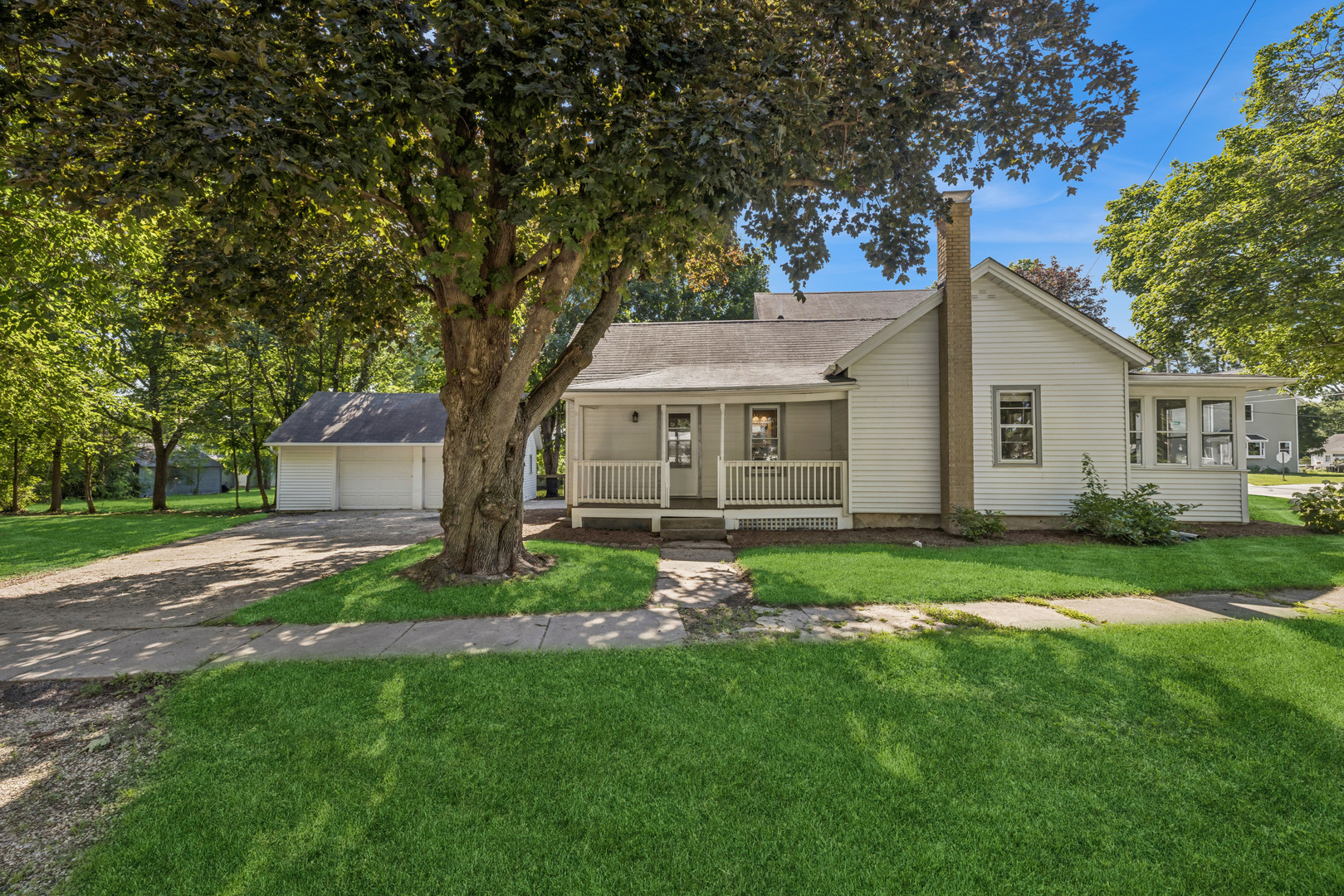 Homes for sale in Marengo, IL | 802 E Washington St, Marengo, IL 60152 | MLS# 12693776