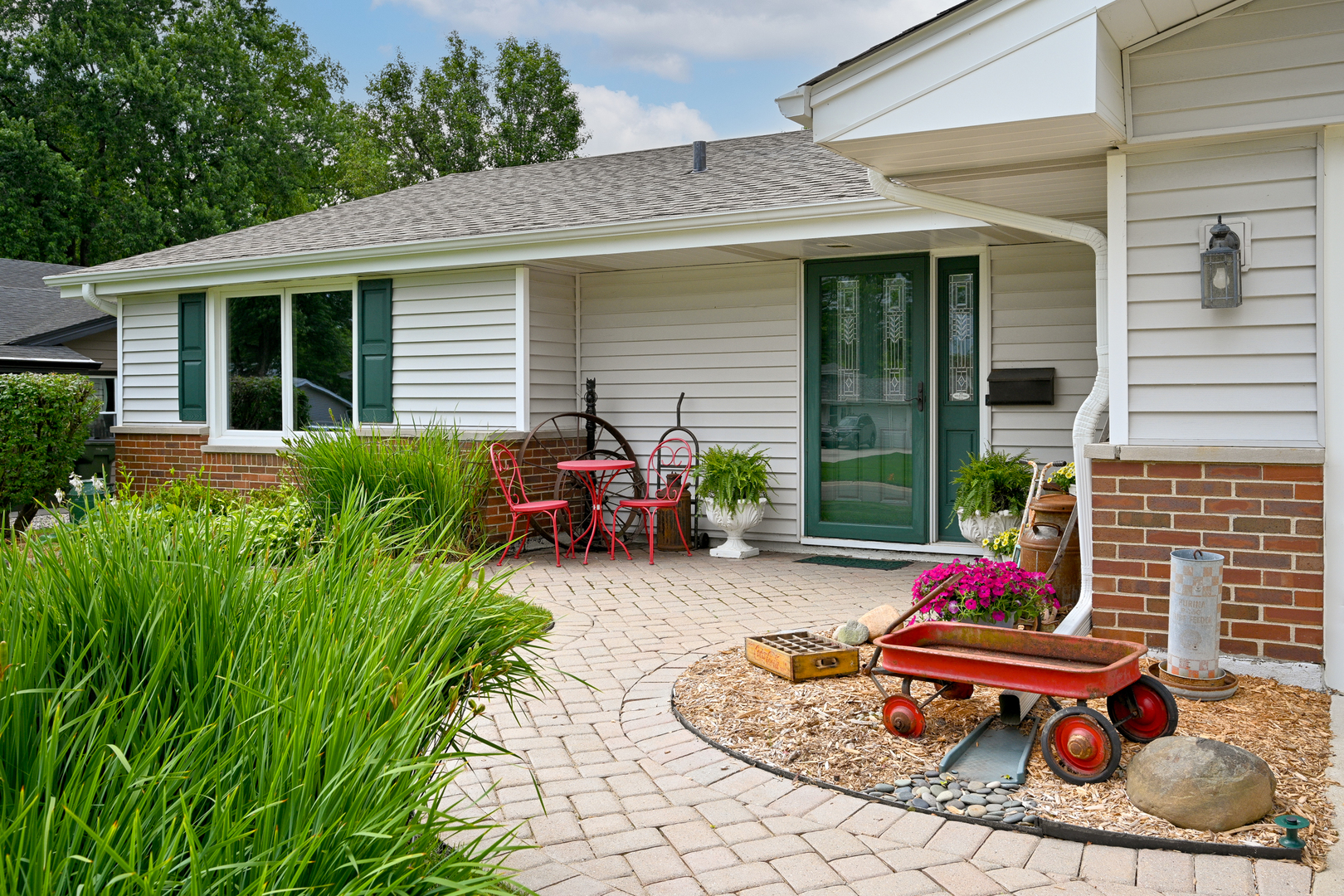 5th image of 21W715 Glen Valley Dr, Glen Ellyn, IL 60137 | MLS# 12694078