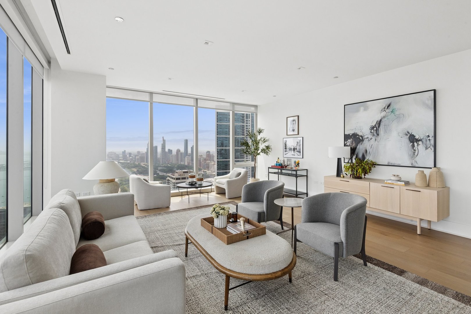 4th image of 363 E Wacker Dr #4209, Chicago, IL 60601 | MLS# 12694102