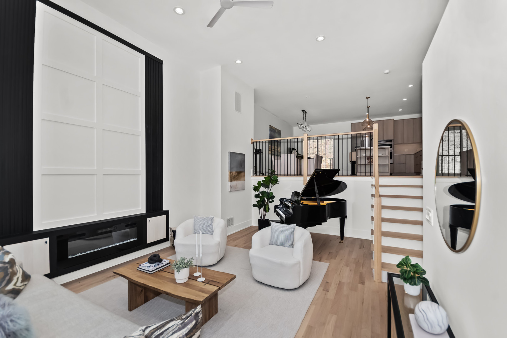 5th image of 708 E 41 St, Chicago, IL 60653 | MLS# 12694144