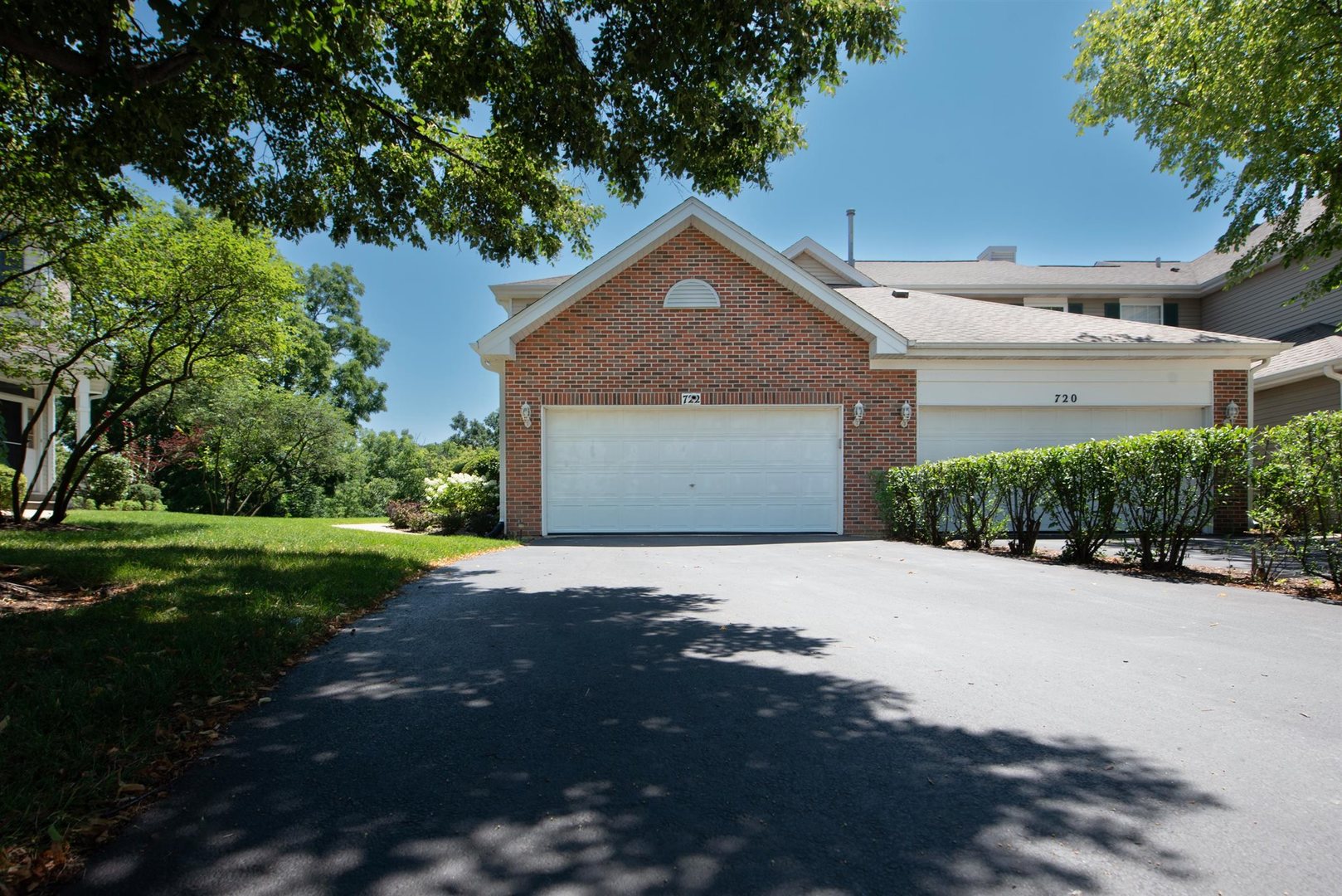 2nd image of 722 Timothy Ct #O, East Dundee, IL 60118 | MLS# 12694187