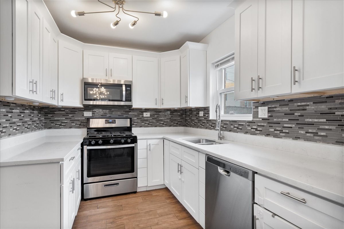 5th image of 2611 W Jarlath St, Chicago, IL 60645 | MLS# 12694628