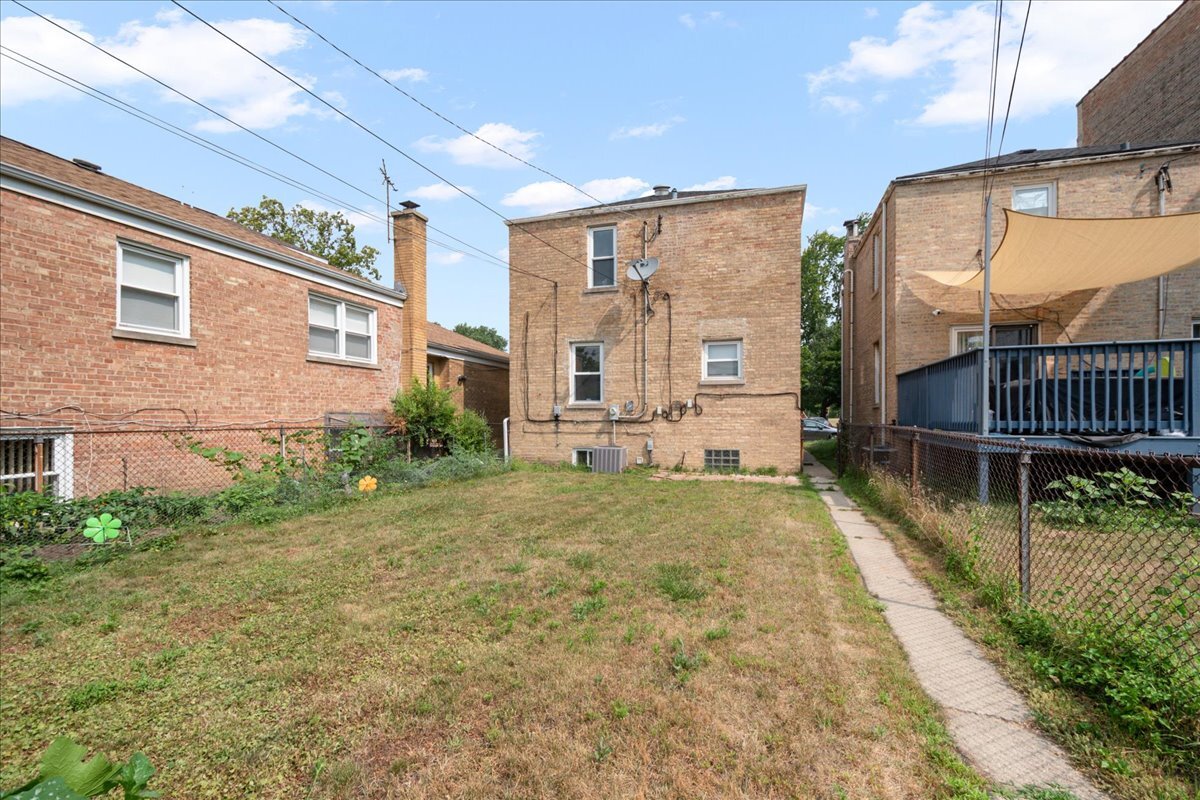 20th image of 2611 W Jarlath St, Chicago, IL 60645 | MLS# 12694628