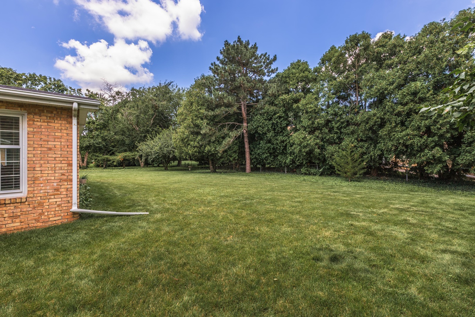 48th image of 12 Northcrest Ct, Bloomington, IL 61701 | MLS# 12695006