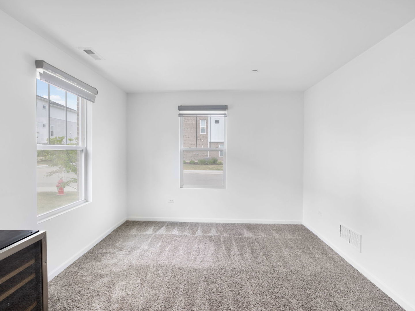 5th image of 1534 Slade Wy, Des Plaines, IL 60018 | MLS# 12695478