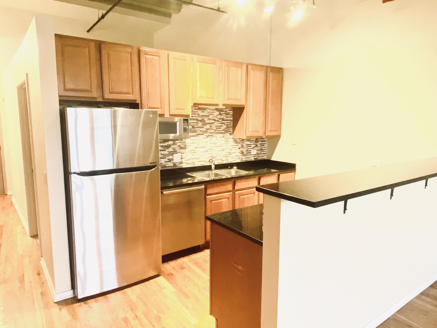4th image of 1645 W Ogden Ave #310, Chicago, IL 60612 | MLS# 12695562