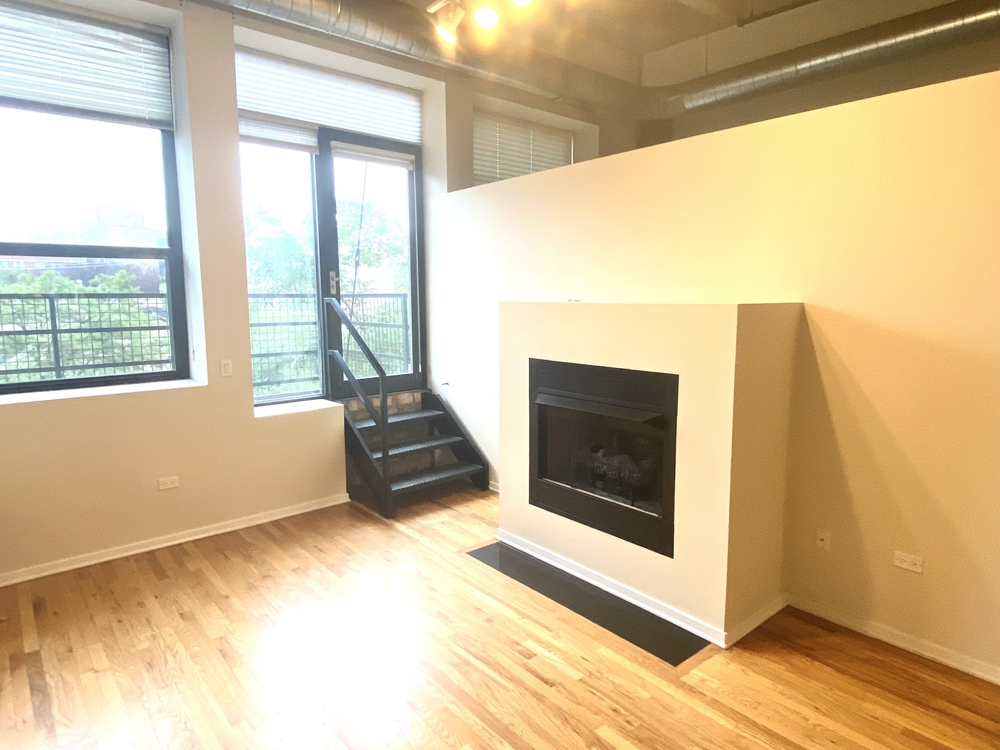 2nd image of 1645 W Ogden Ave #310, Chicago, IL 60612 | MLS# 12695562