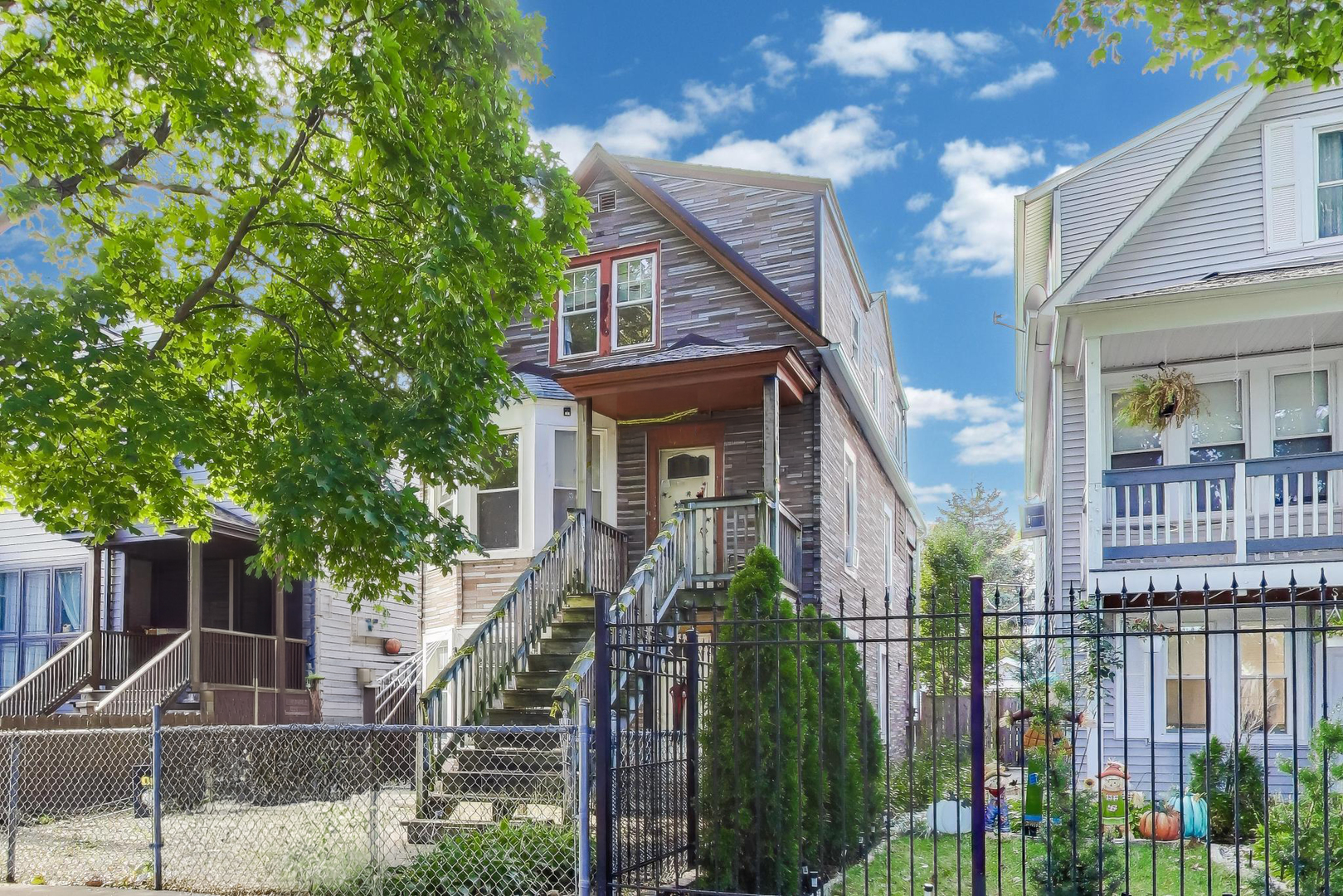 Homes for sale in Chicago, IL | 4322 N Monticello Ave, Chicago, IL 60618 | MLS# 12696057