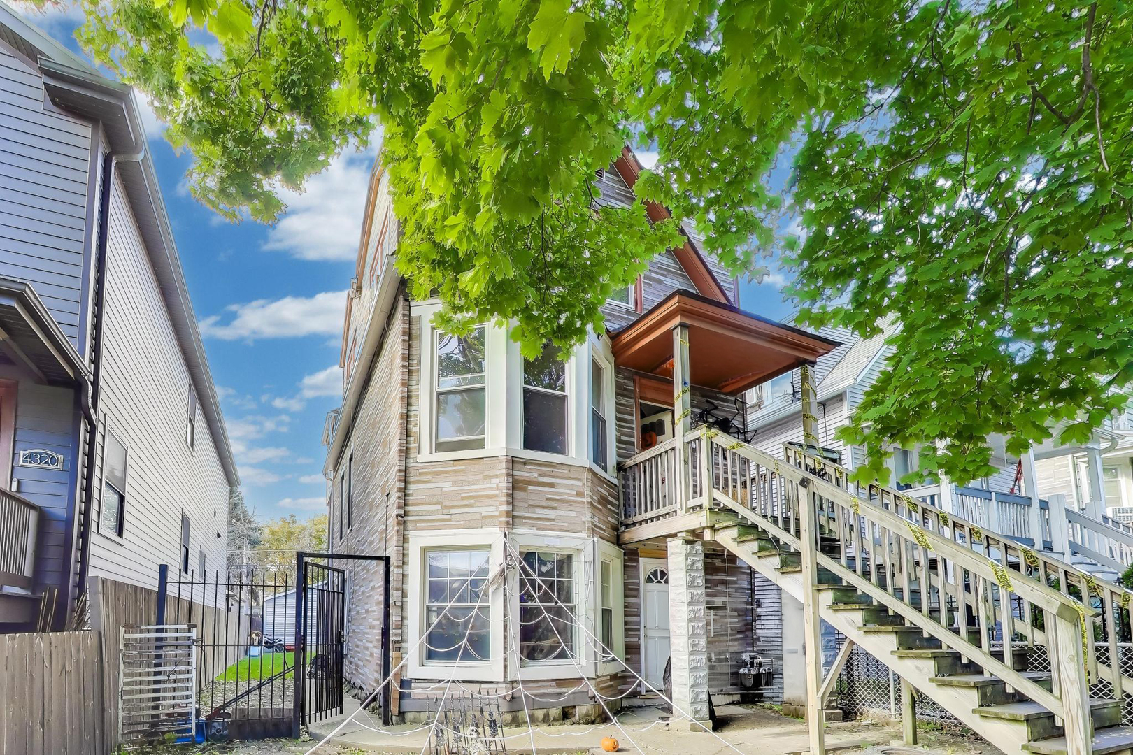 Homes for sale in Chicago, IL | 4322 N Monticello Ave, Chicago, IL 60618 | MLS# 12696057
