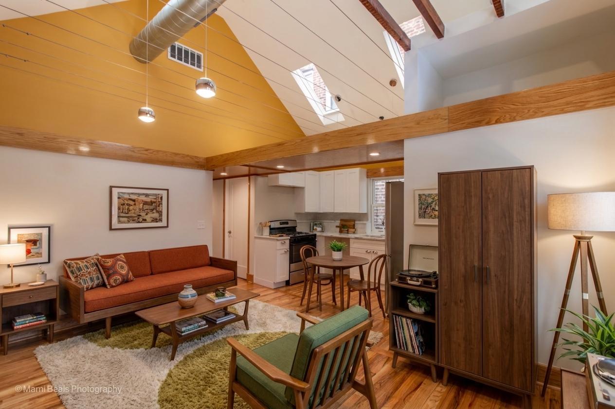 2nd image of 6334 S Saint Lawrence Ave, Chicago, IL 60637 | MLS# 12696189