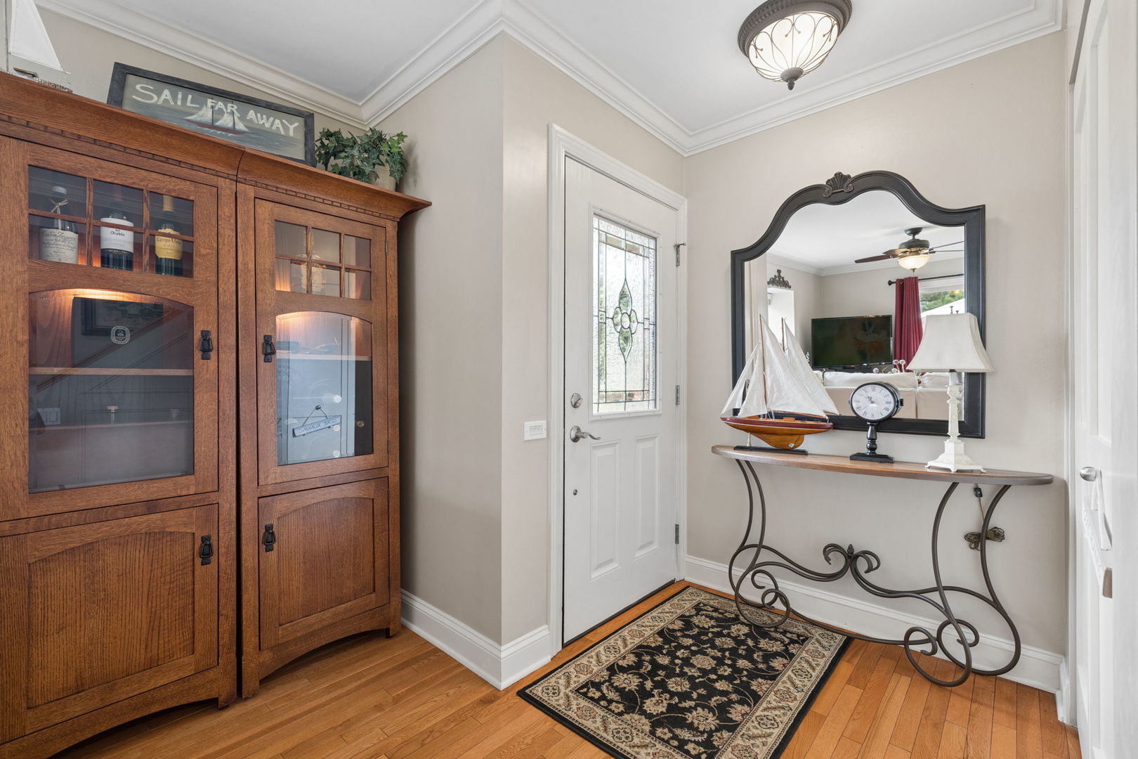 2nd image of 106 Queens Cove Dr, Barrington, IL 60010 | MLS# 12696654