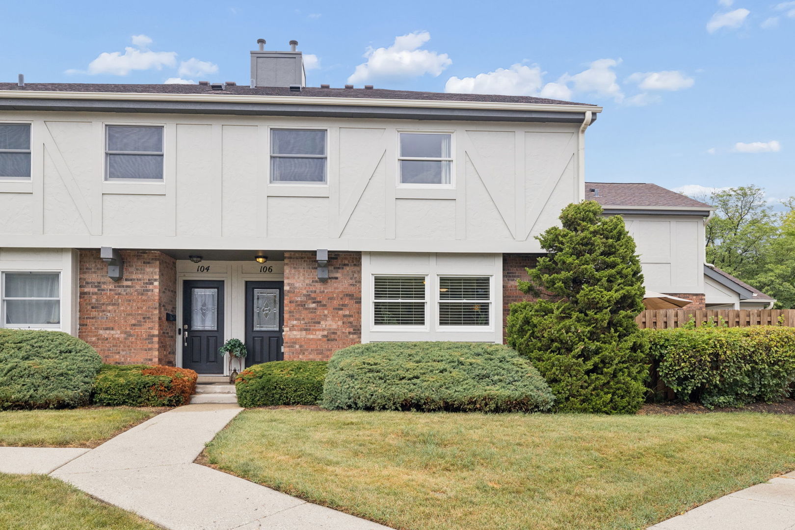1st image of 106 Queens Cove Dr, Barrington, IL 60010 | MLS# 12696654