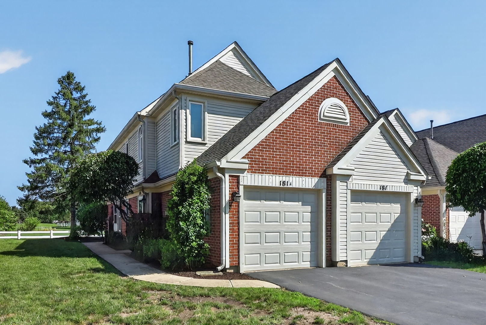 1st image of 181 Inverness Ct #1, Elk Grove Village, IL 60007 | MLS# 12696938