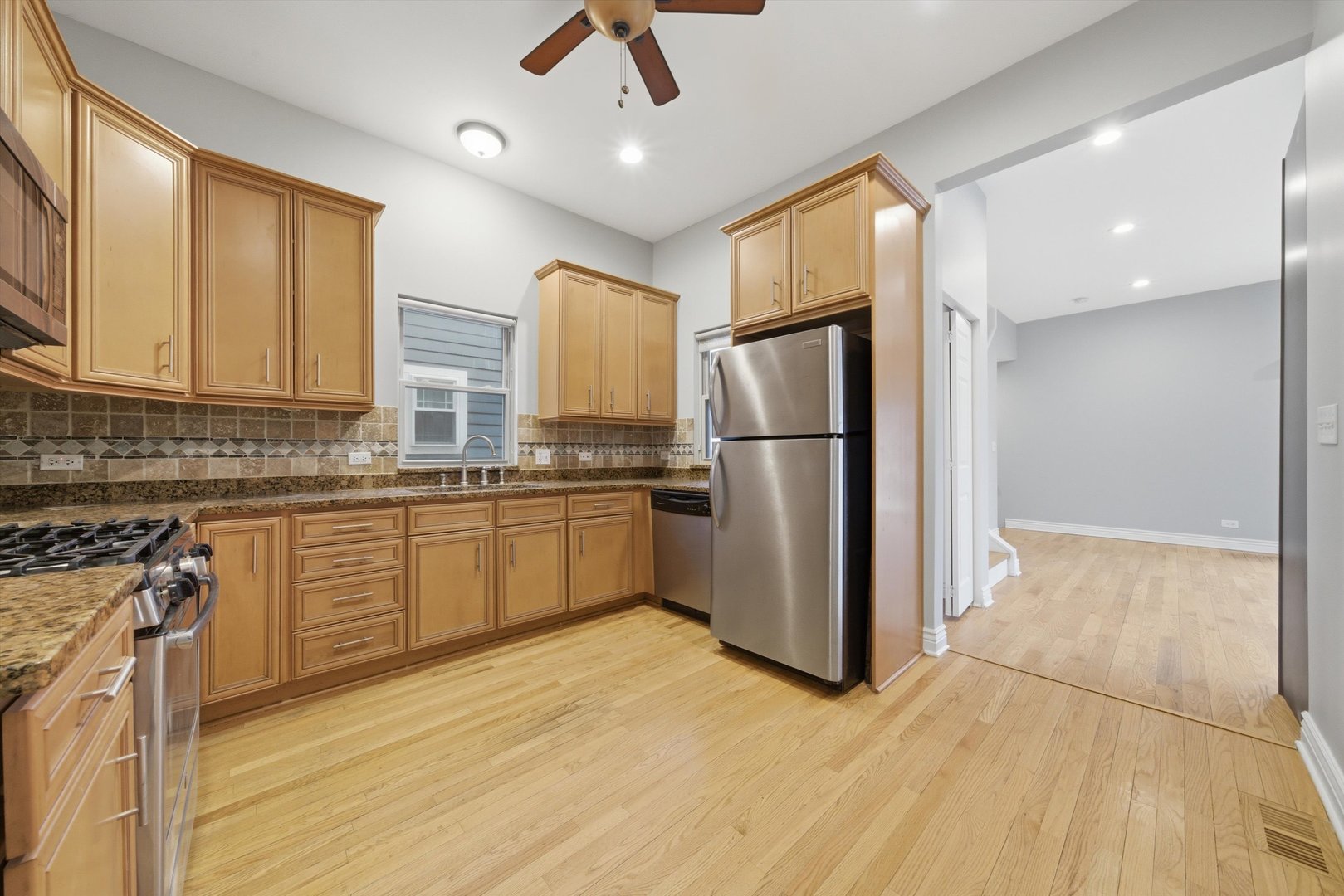 5th image of 4545 N Lawndale Ave, Chicago, IL 60625 | MLS# 12696997