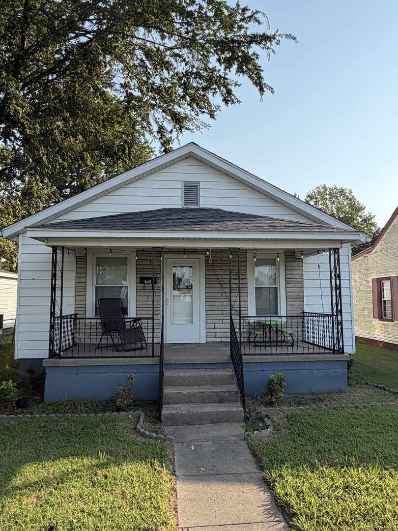 1st image of 409 E 11th St, Metropolis, IL 62960 | MLS# 12697089