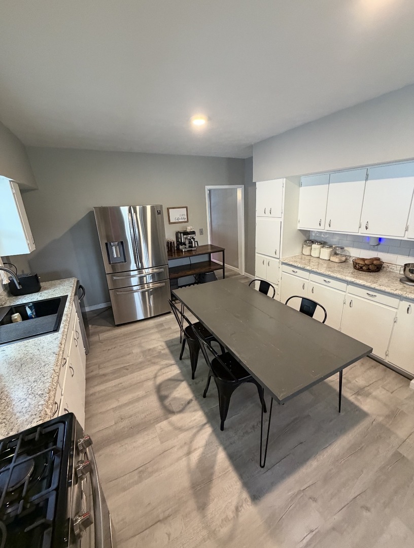 4th image of 409 E 11Th St, Metropolis, IL 62960 | MLS# 12697089