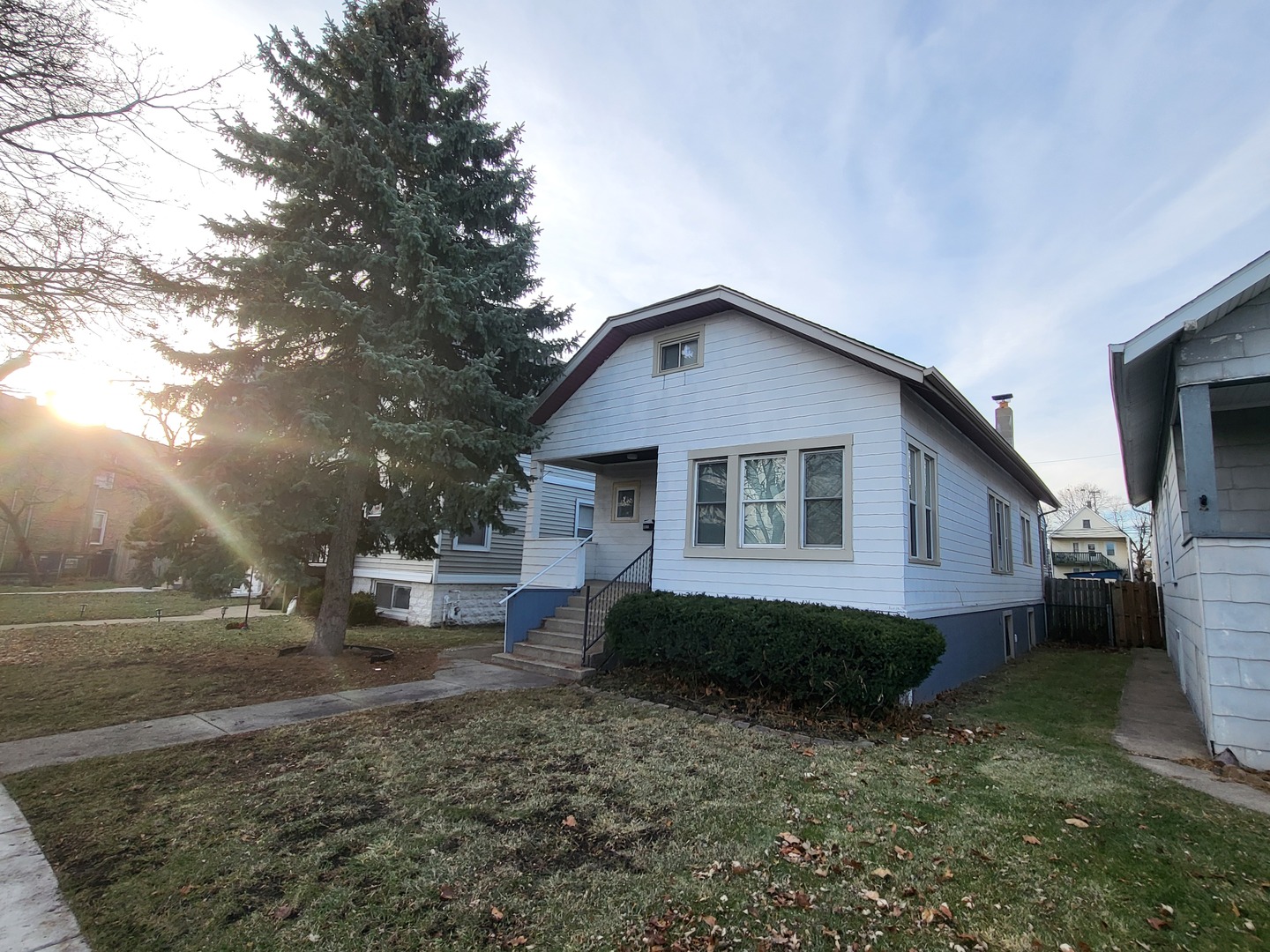 2nd image of 4820 N Kentucky Ave, Chicago, IL 60630 | MLS# 12697120