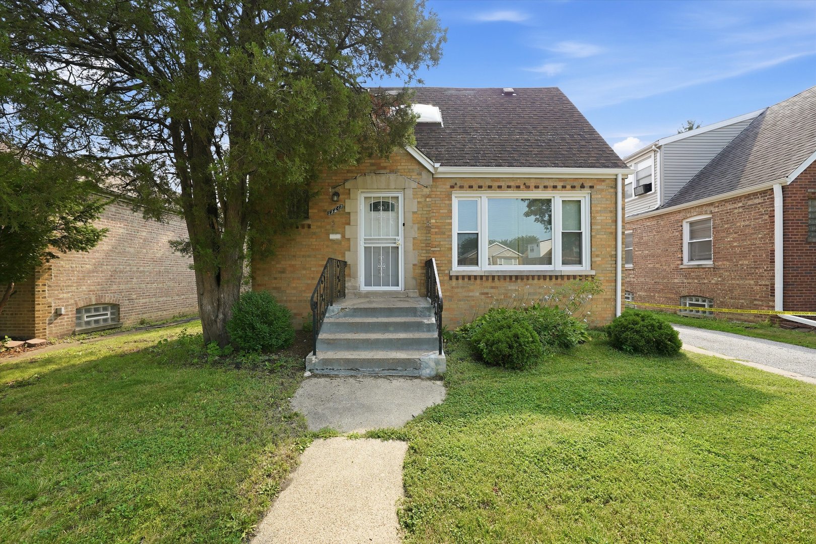 Homes for sale in Chicago, IL | 11343 S Green St, Chicago, IL 60643 | MLS# 12697268