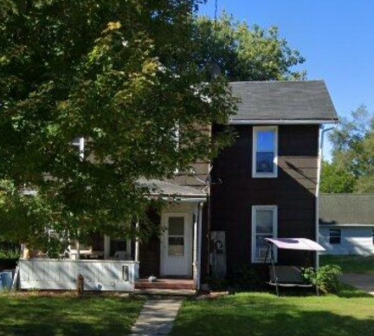 Homes for sale in Dixon, IL | 515 S College Ave, Dixon, IL 61021 | MLS# 12697309