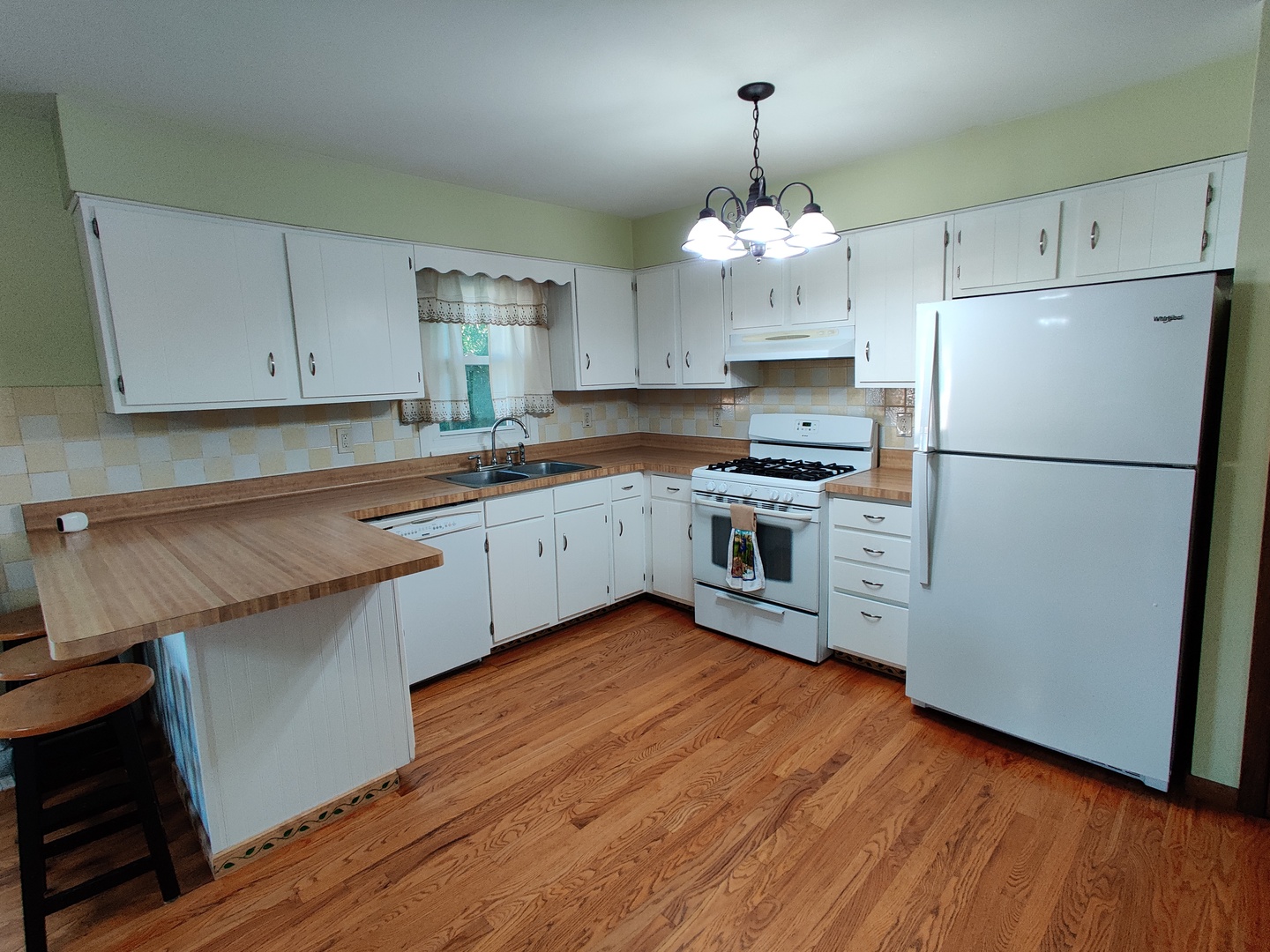 Homes for sale in Wonder Lake, IL | 7607 Gene Dr, Wonder Lake, IL 60097 | MLS# 12697429