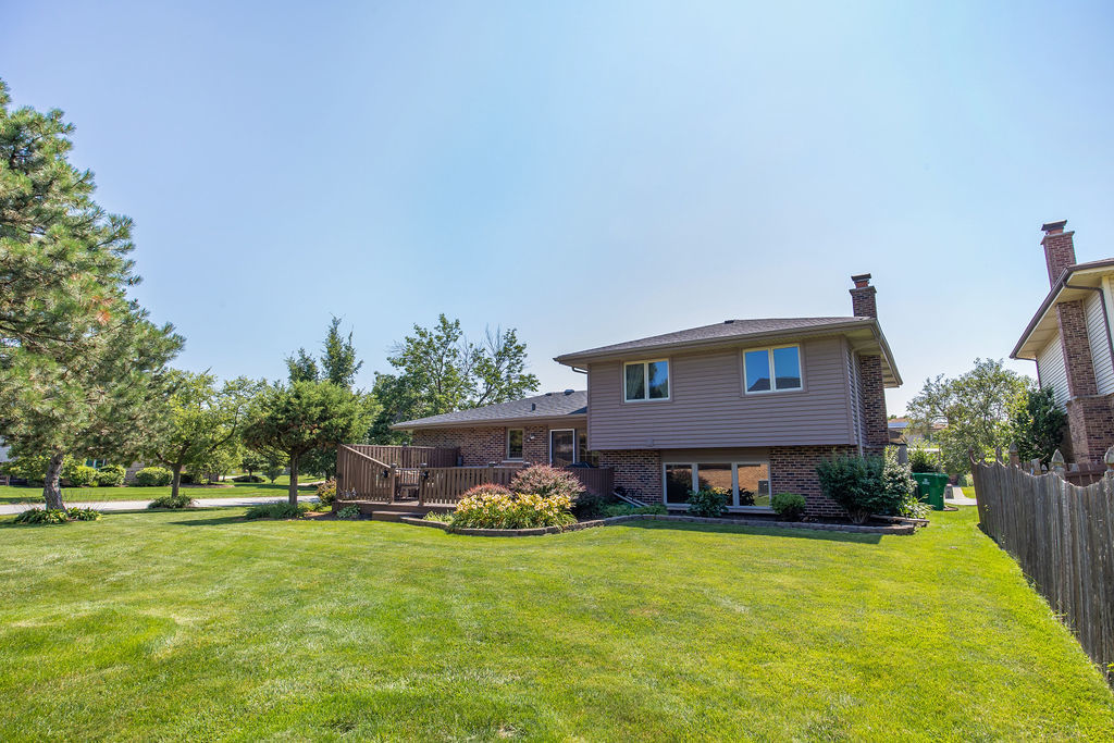 28th image of 17207 Valley Dr, Tinley Park, IL 60487 | MLS# 12697474