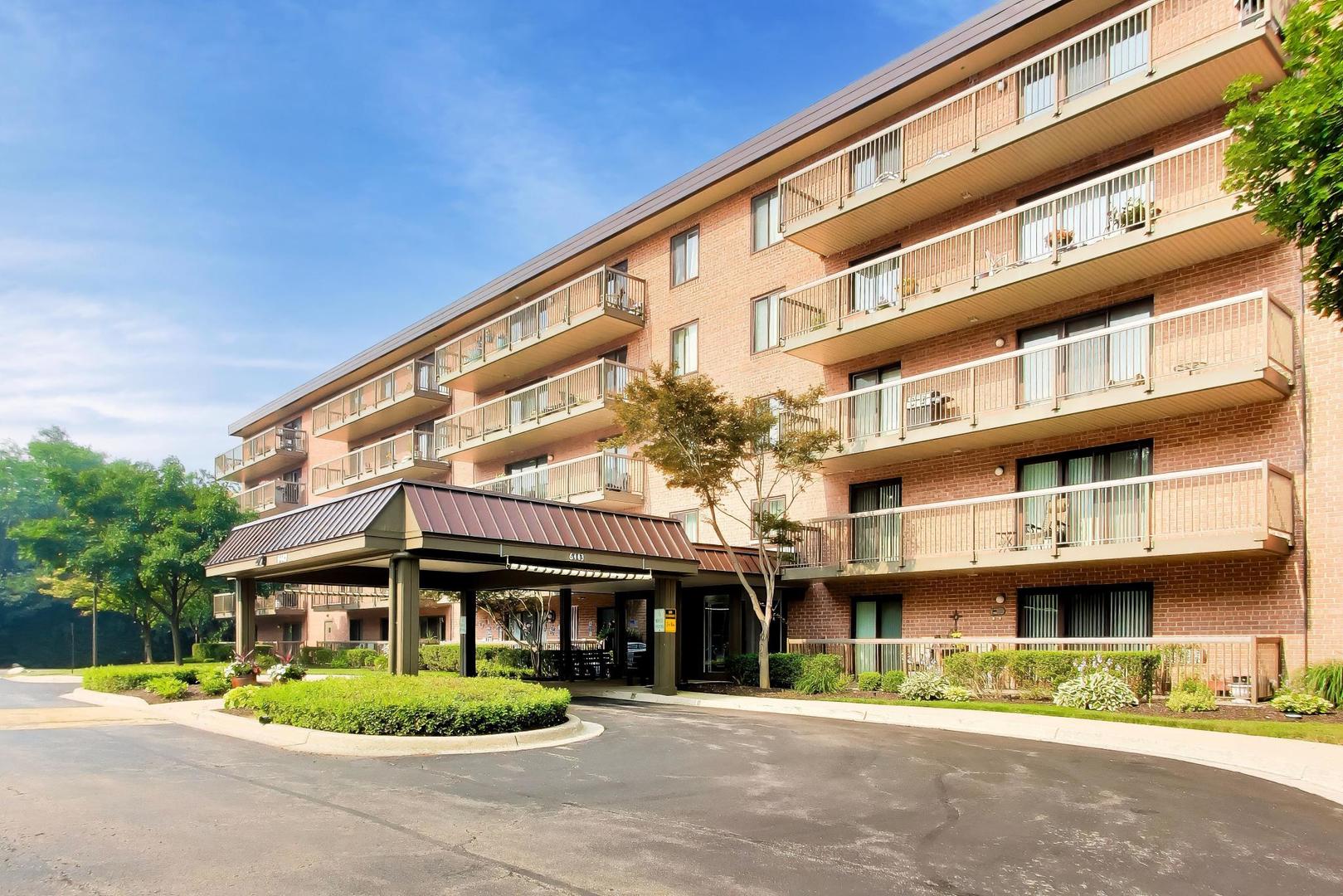2nd image of 6443 Clarendon Hills Rd #301C, Willowbrook, IL 60527 | MLS# 12697705