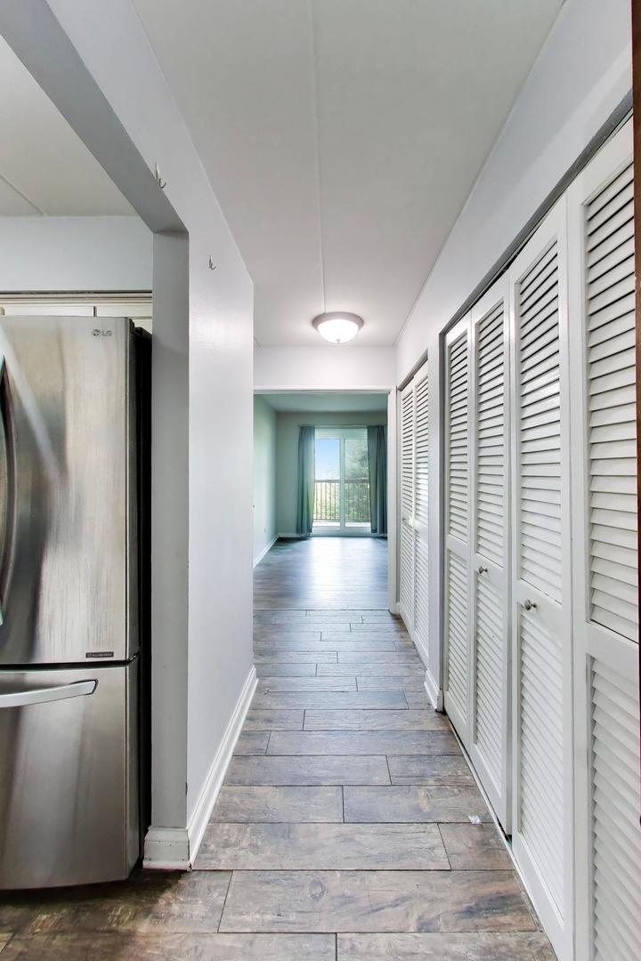4th image of 6443 Clarendon Hills Rd #301C, Willowbrook, IL 60527 | MLS# 12697705
