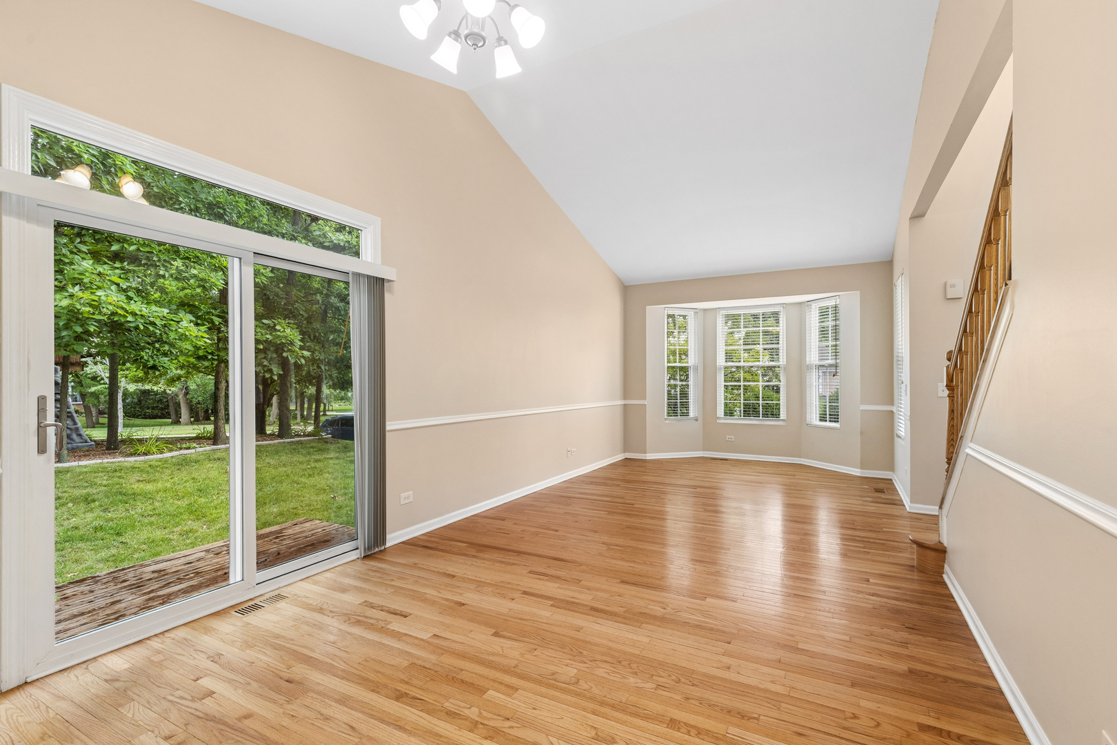 image of 766 Providence Ln, Crystal Lake, IL 60012 | MLS# 12697815